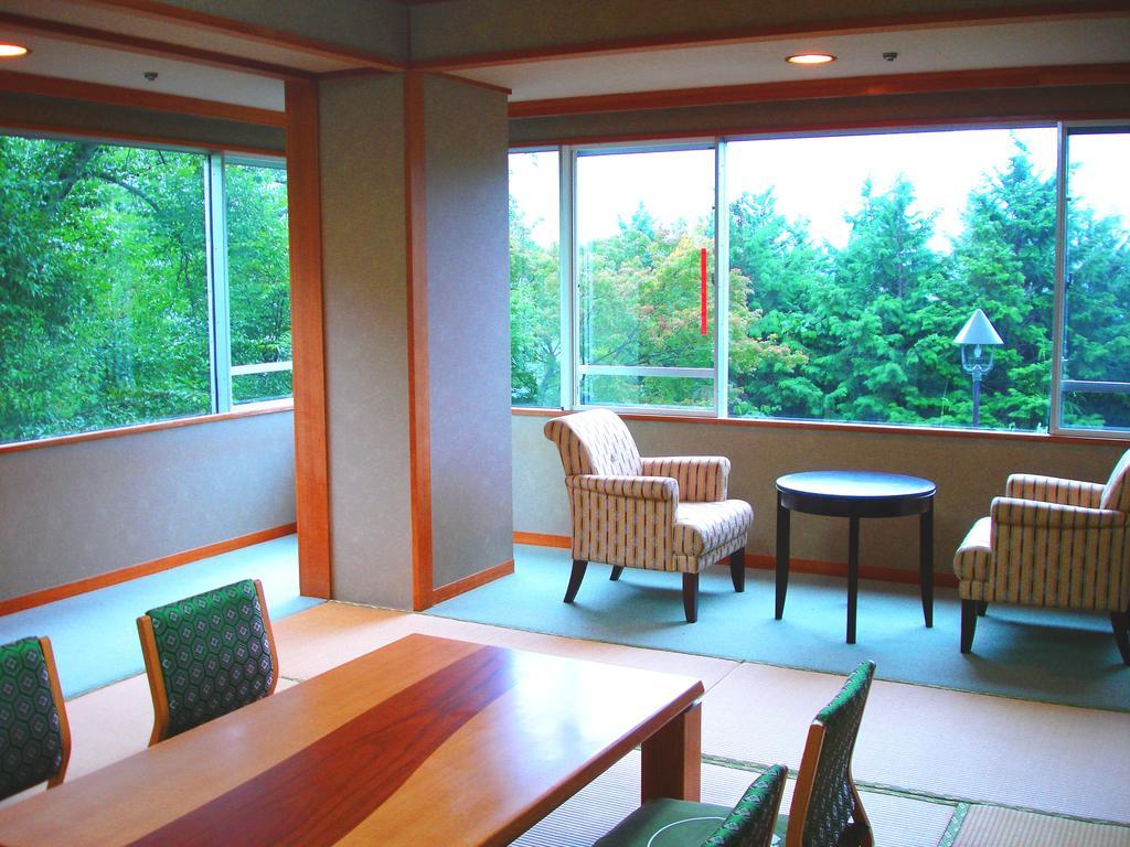 Hotel Awanosho à Miyoshi  Extérieur photo