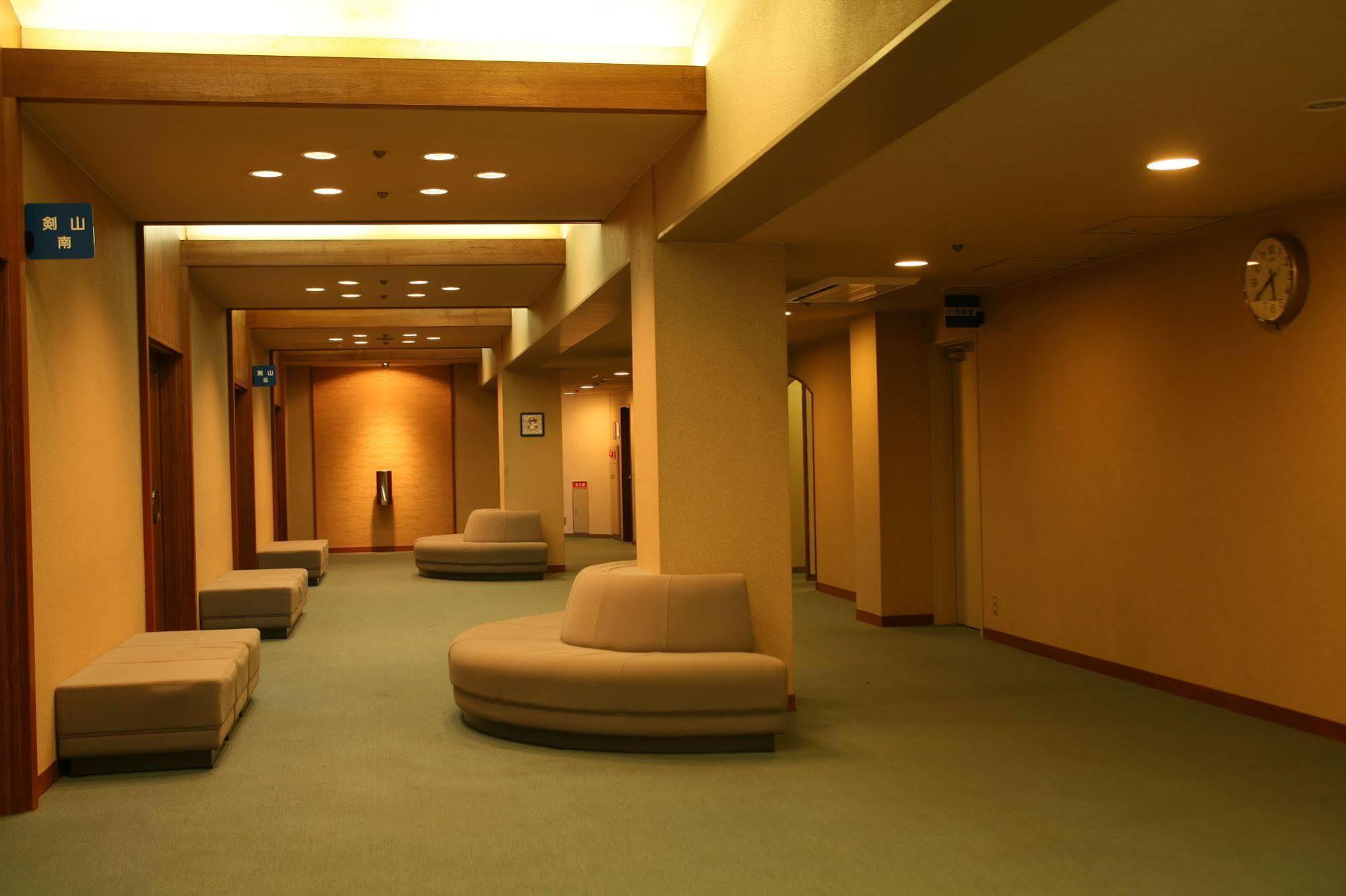 Hotel Awanosho à Miyoshi  Extérieur photo